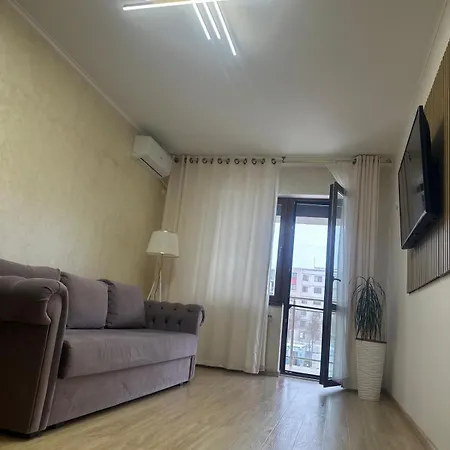 Alex Mnl Lux 2 Free Parking *