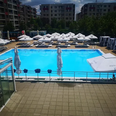 Apartmán Alex Mnl Lux 2 Free Parking