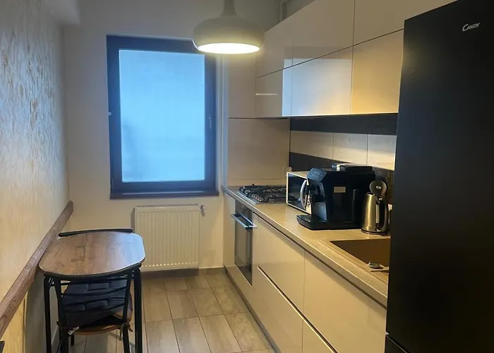 Alex Mnl Lux 2 Free Parking