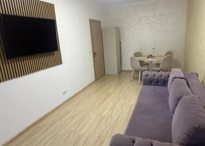 Alex Mnl Lux 2 Free Parking *